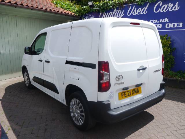 2021 Toyota Proace City 1.5D 100 Icon Van