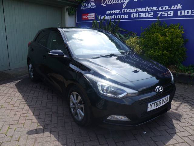 Hyundai i20 1.4 CRDi Premium 5dr Hatchback Diesel Black