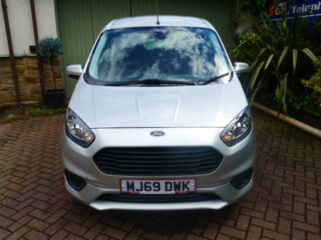 2019 Ford Tourneo-courier 1.0 EcoBoost Zetec AWAITING V5