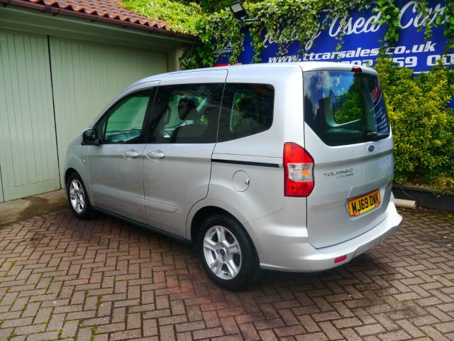2019 Ford Tourneo-courier 1.0 EcoBoost Zetec AWAITING V5