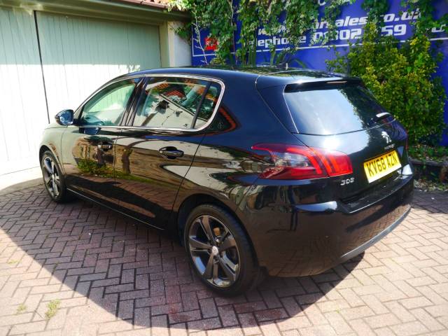 2018 Peugeot 308 1.5 BlueHDi 130 Allure 5dr