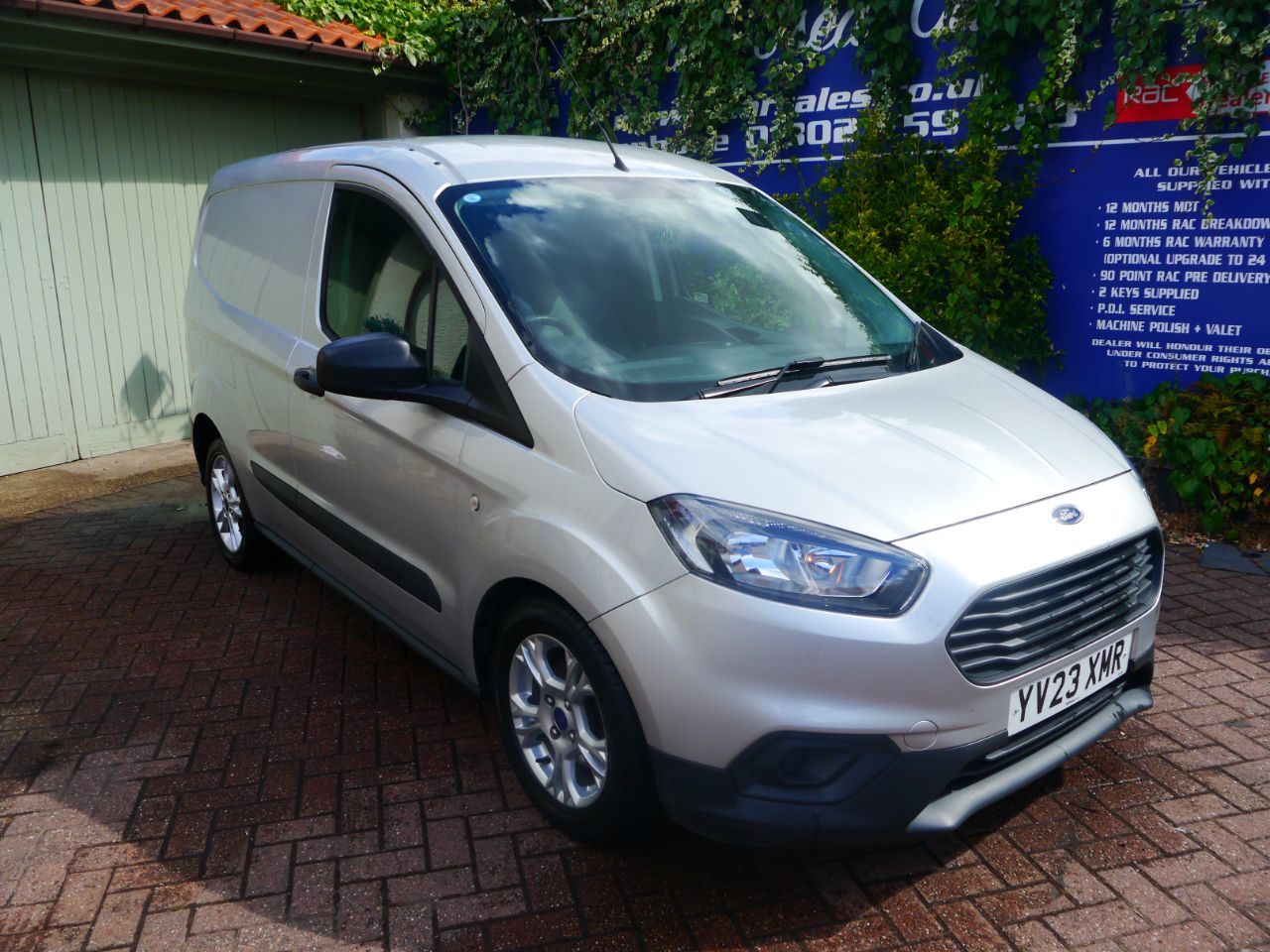 2023 Ford Transit Courier