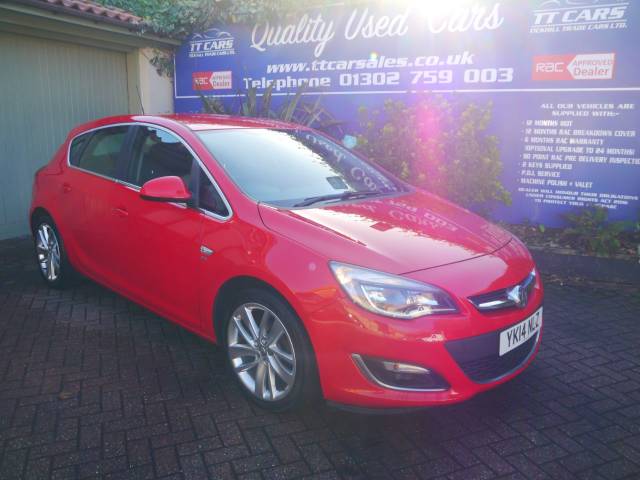 Vauxhall Astra 1.4T 16V SRi 5dr Hatchback Petrol Red