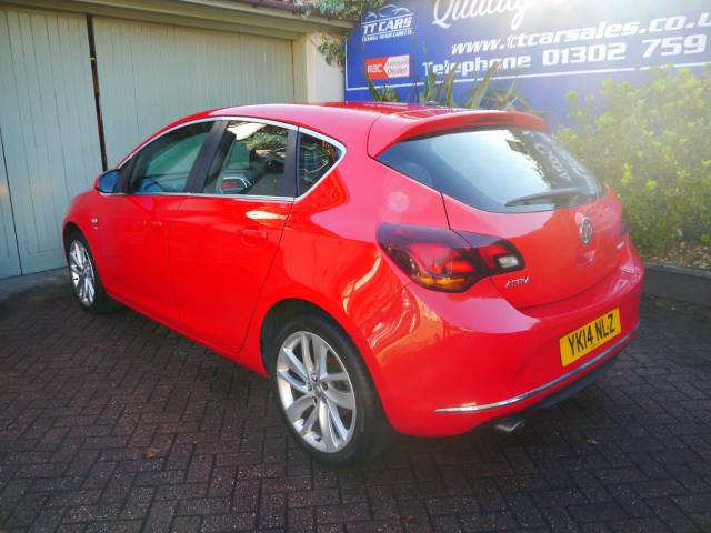 2014 Vauxhall Astra 1.4T 16V SRi 5dr